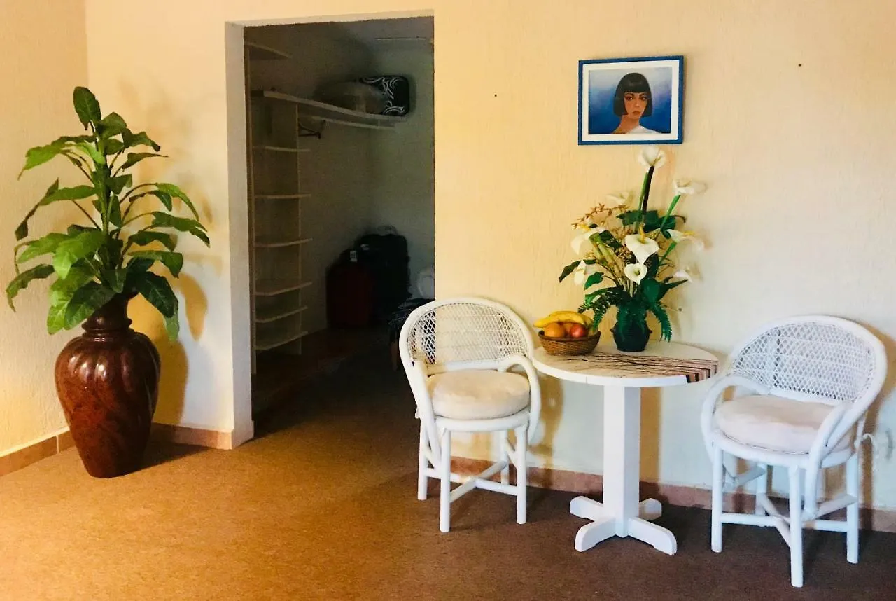 La Floresta Bed and Breakfast Cancún