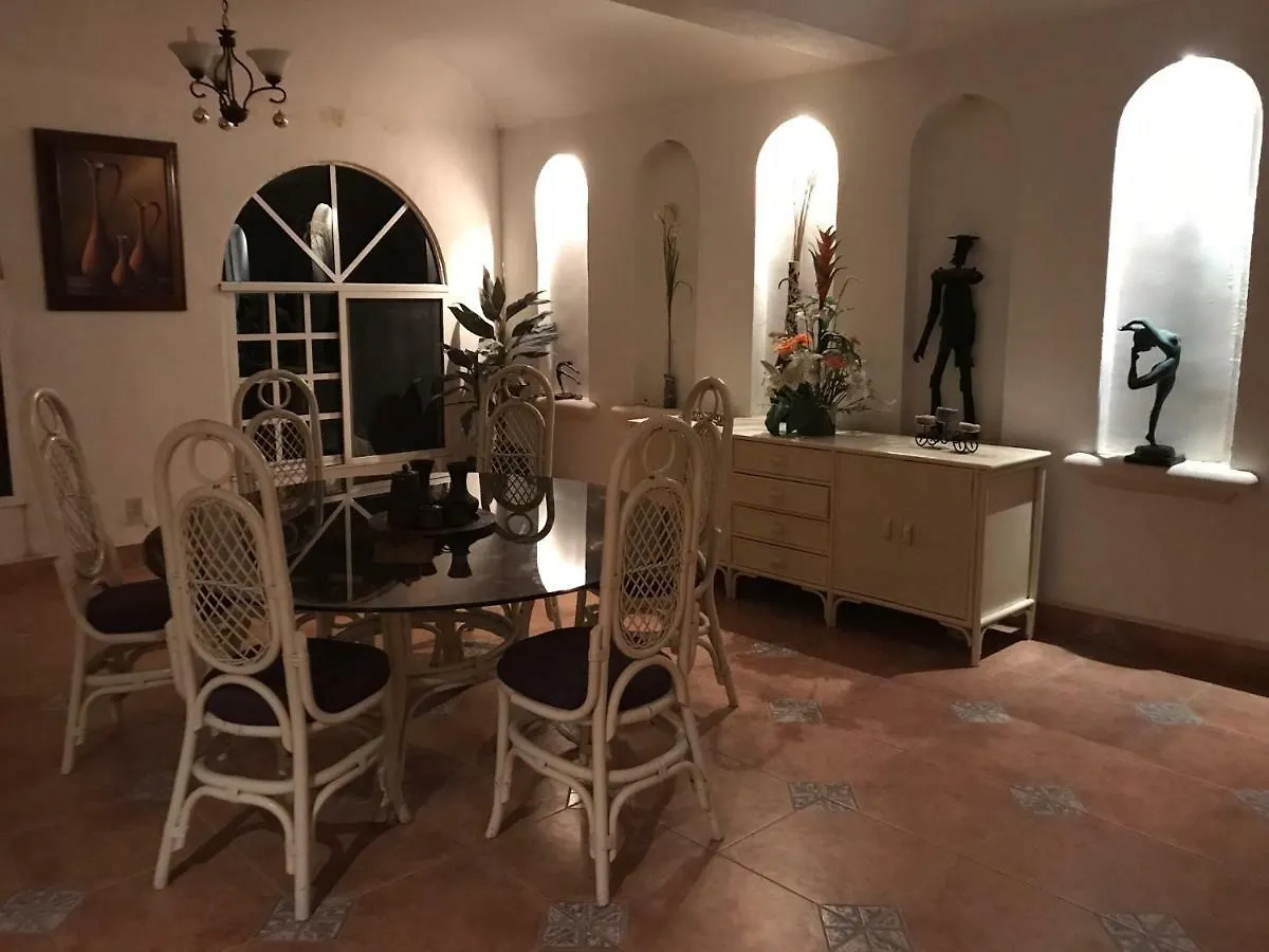 La Floresta Bed and Breakfast Cancún