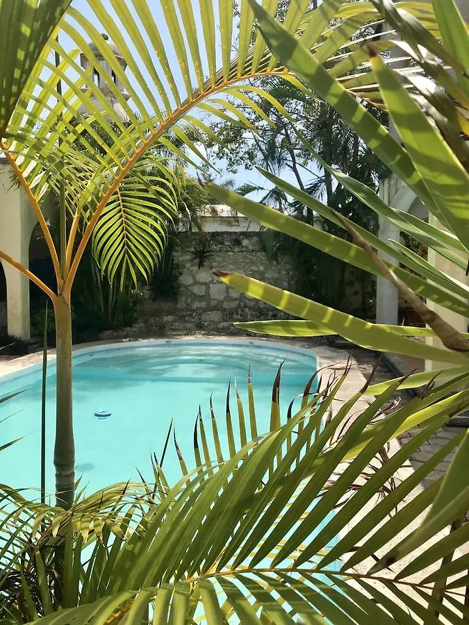 La Floresta Bed & Breakfast Cancun 0*,  Mexico
