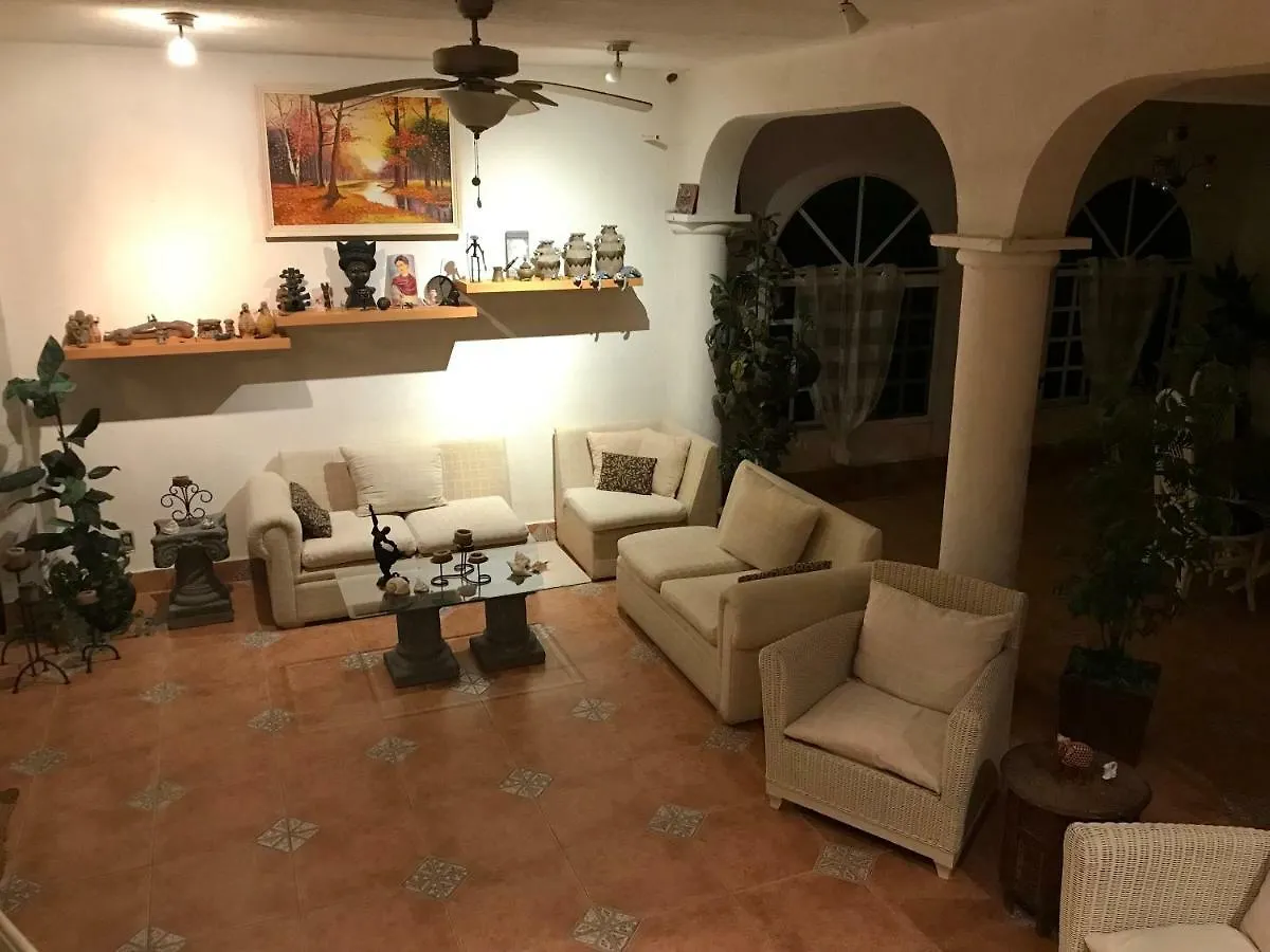 La Floresta Bed & Breakfast Cancun